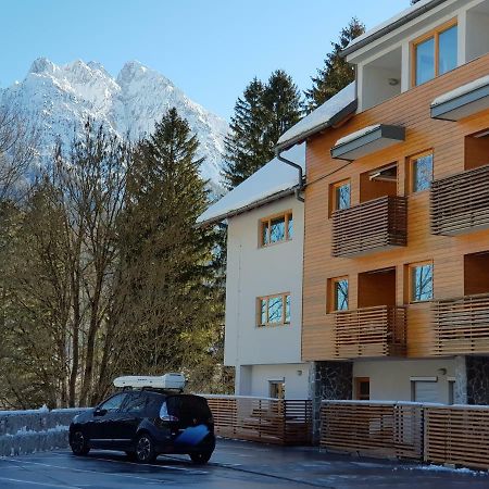 Yellow Apartma Kranjska Gora Apartment Ngoại thất bức ảnh