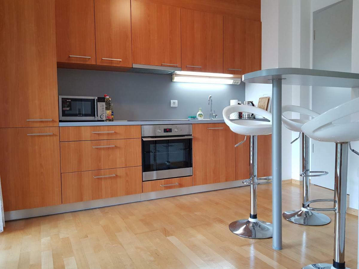 Yellow Apartma Kranjska Gora Apartment Ngoại thất bức ảnh