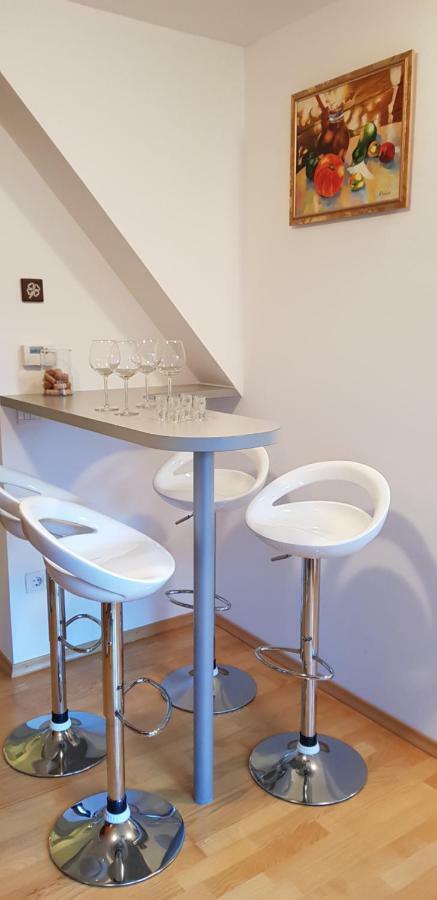 Yellow Apartma Kranjska Gora Apartment Ngoại thất bức ảnh