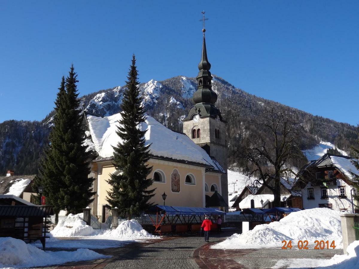 Yellow Apartma Kranjska Gora Apartment Ngoại thất bức ảnh